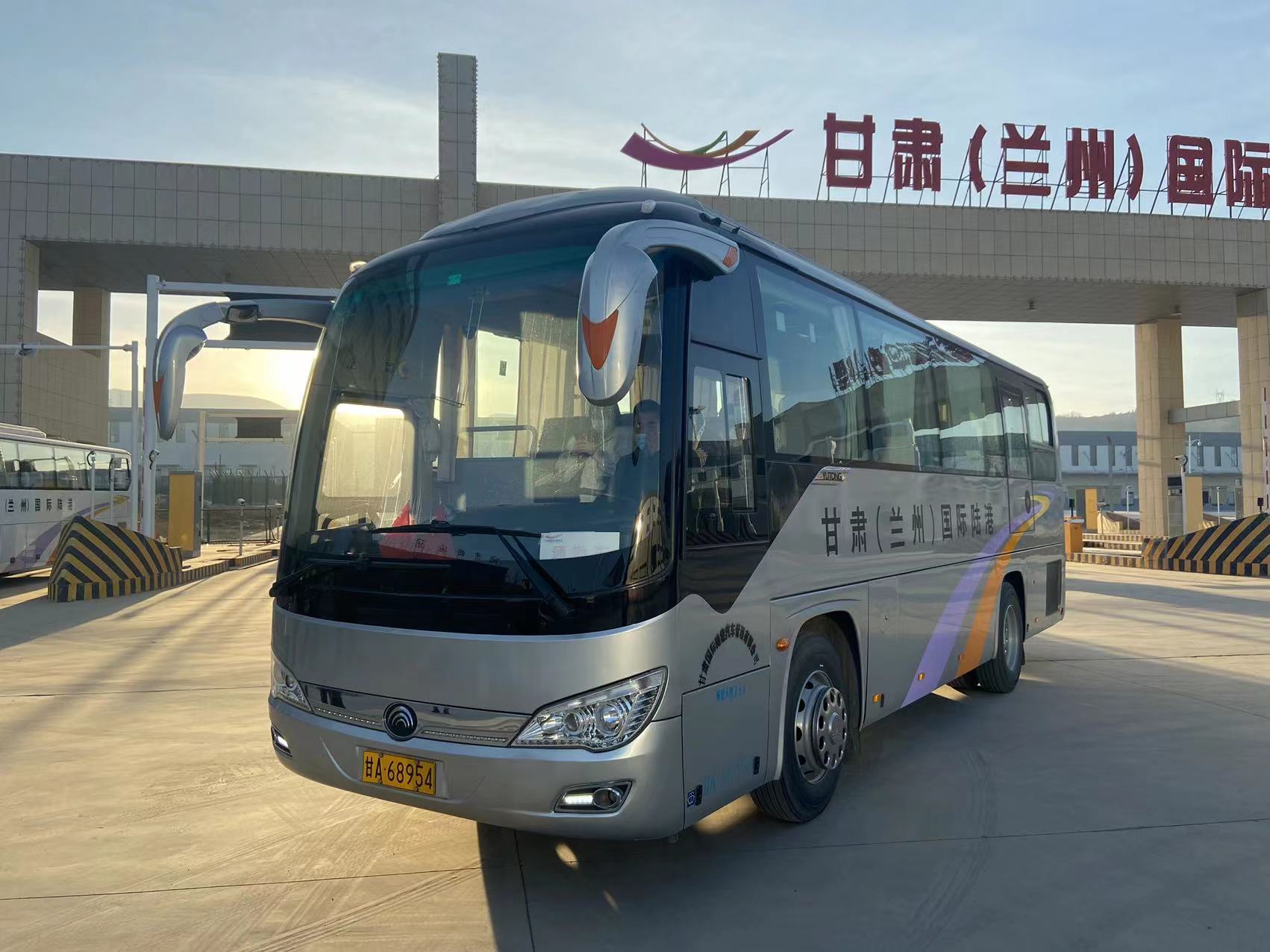 1637302982704860.jpg 宇通.jpg